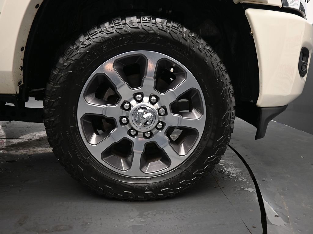 Used 2019 RAM 3500 Limited image 11