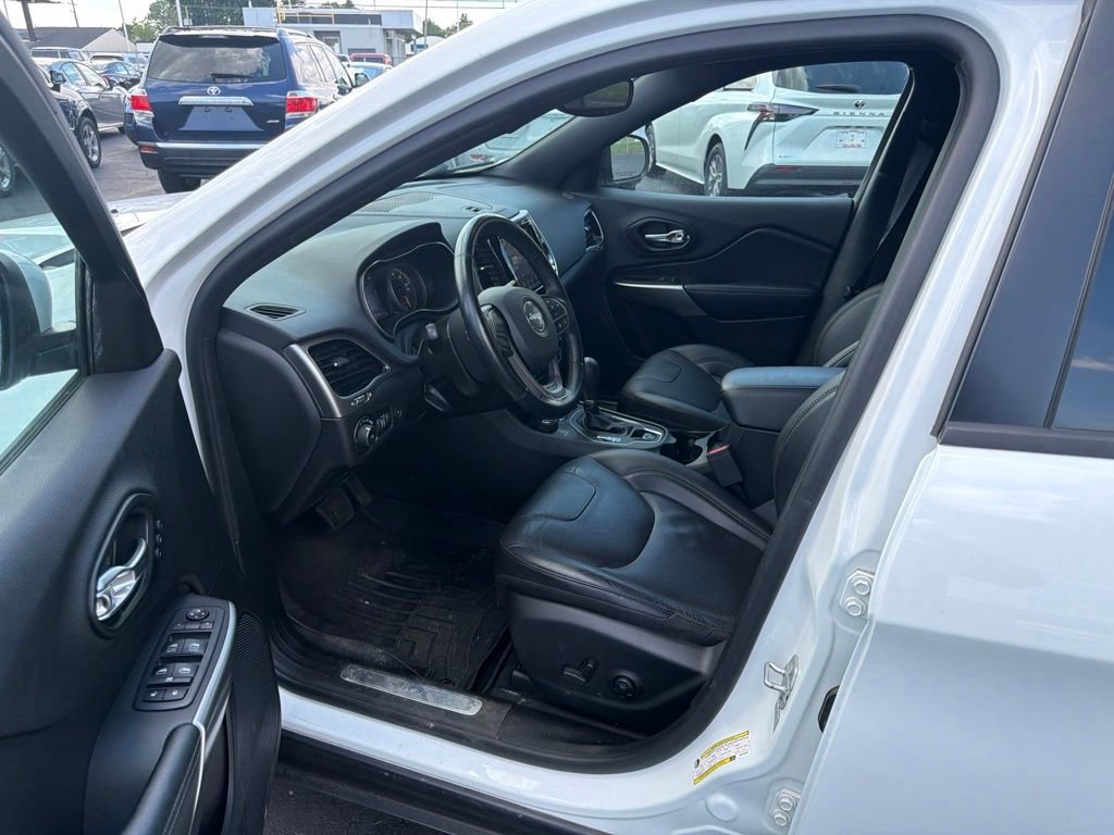 Used 2021 Jeep Cherokee High Altitude AWD/4WD image 10