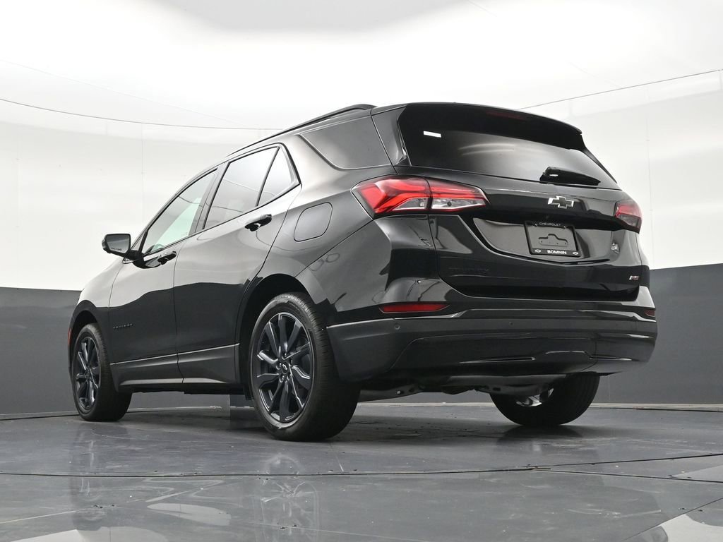 Used 2024 Chevrolet Equinox RS w/ RS Leather Package FWD image 28