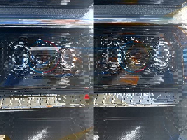 Certified 2025 GMC Sierra 3500 Denali w/ Denali Reserve Package image 31