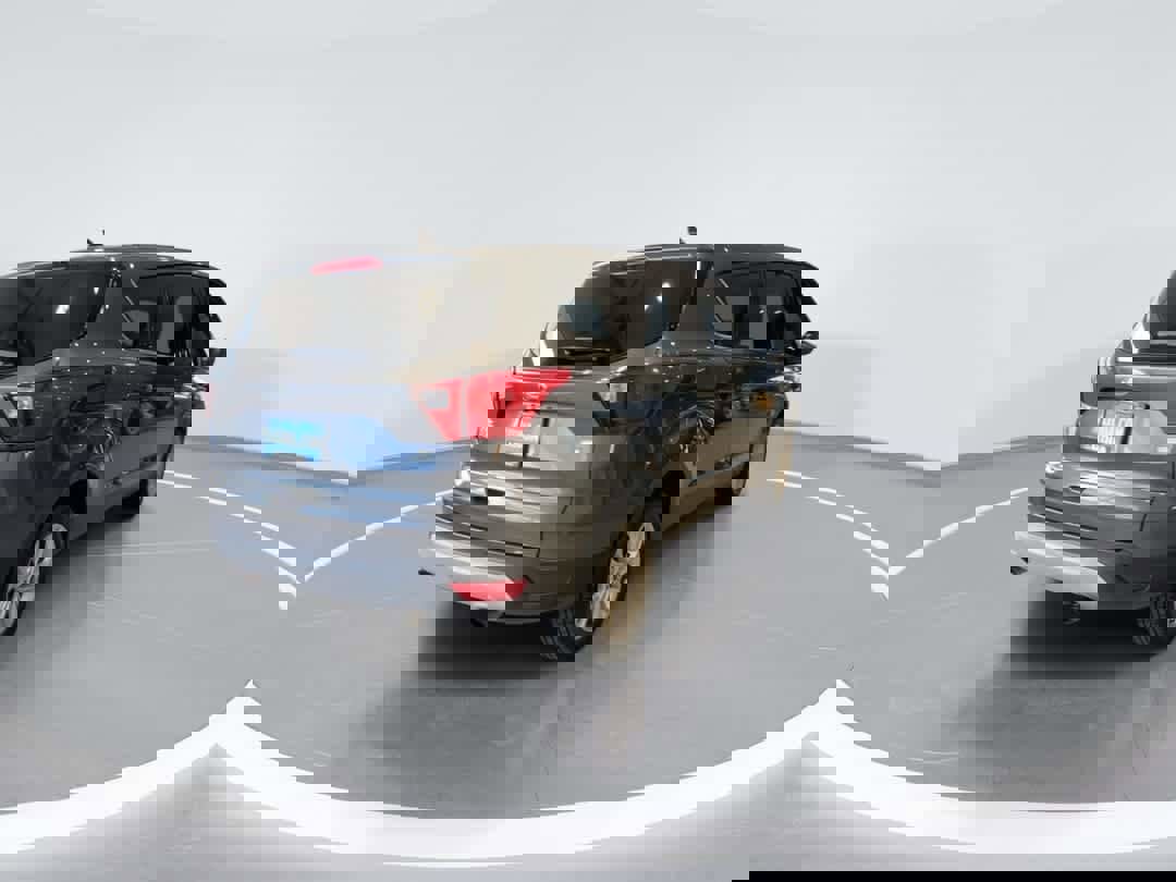 Used 2019 Ford Escape SE image 7