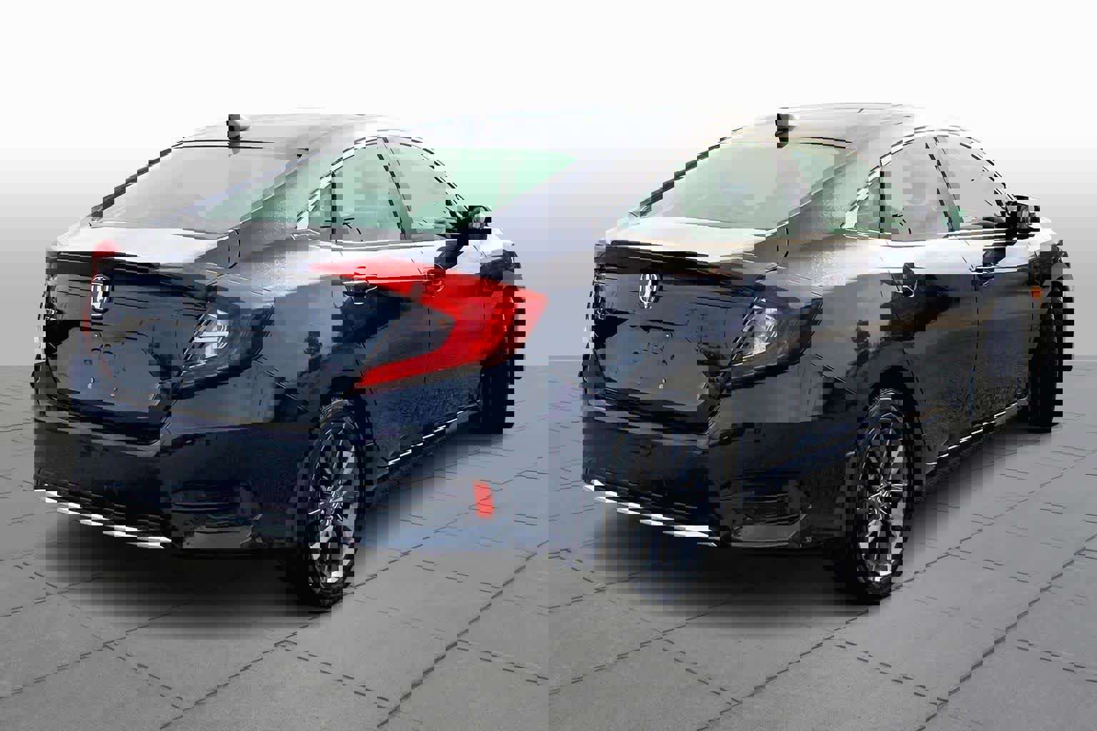 Used 2019 Honda Civic EX image 12