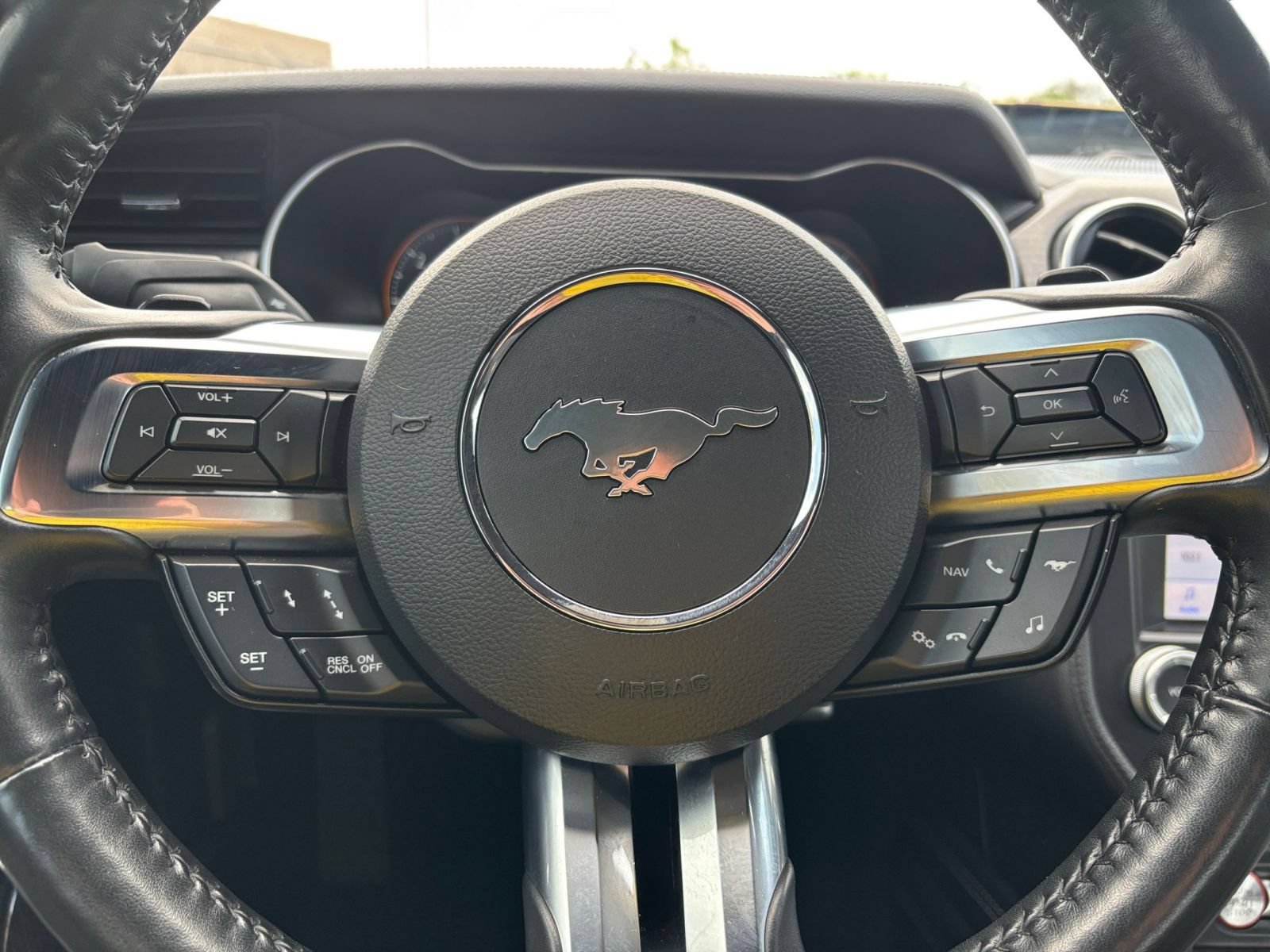 Used 2022 Ford Mustang GT Premium w/ GT Performance Package RWD image 27