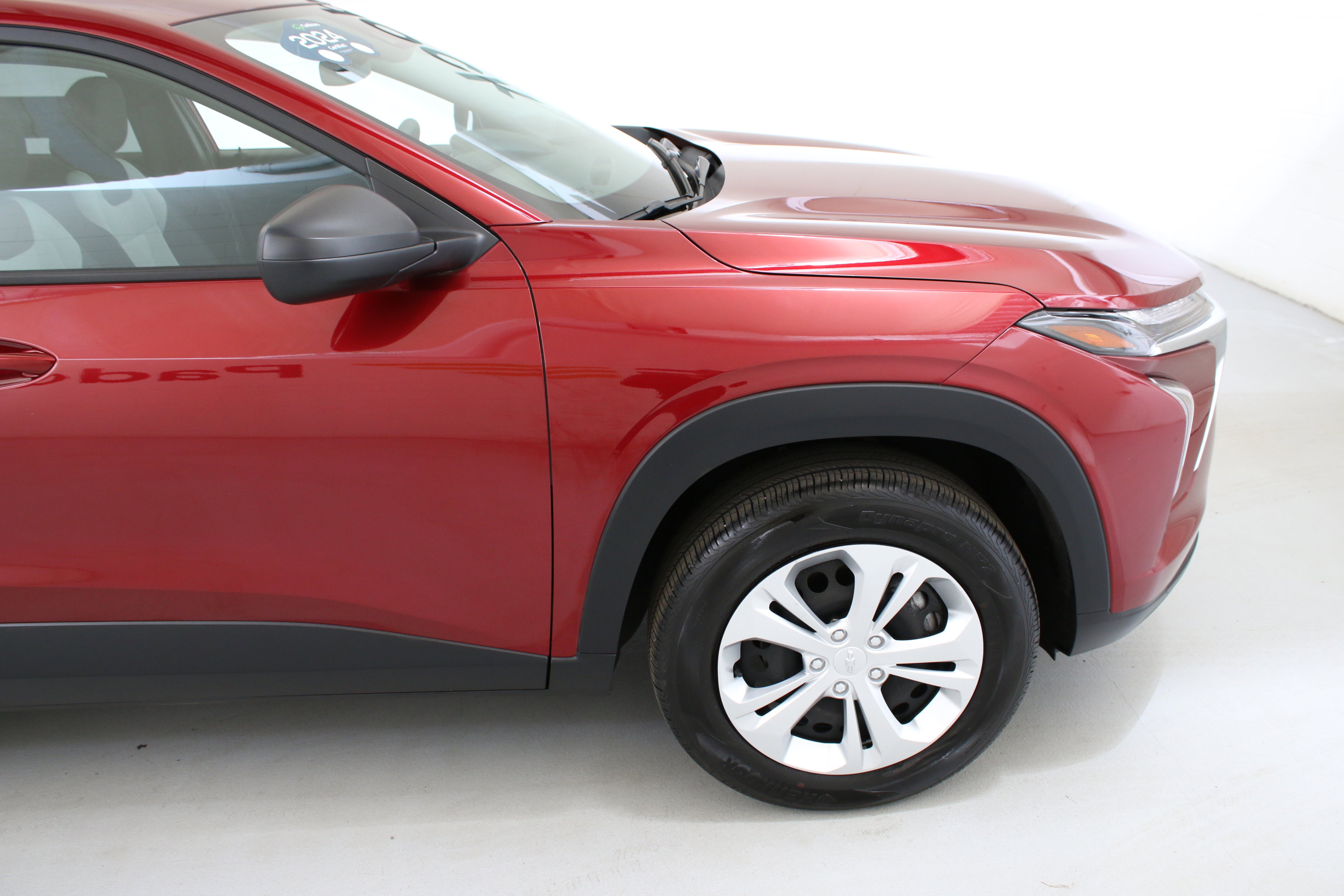 Certified 2024 Chevrolet Trax LS FWD image 11