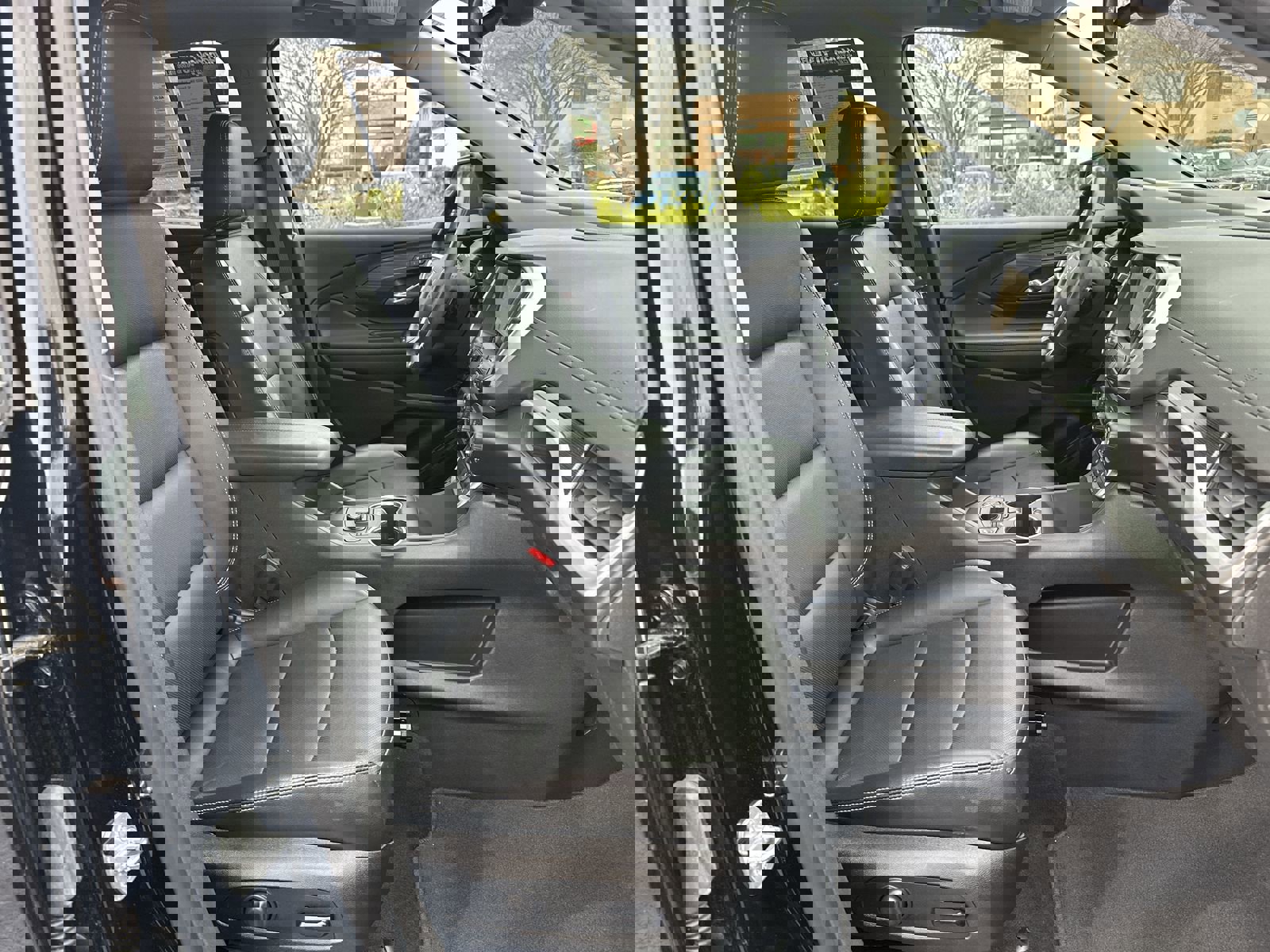 Used 2022 GMC Terrain SLT w/ Infotainment Package II image 22