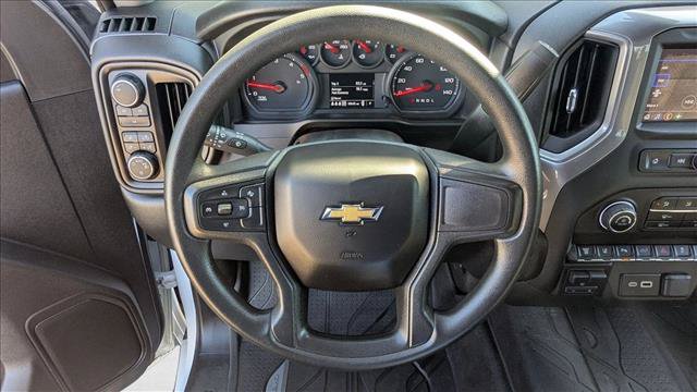 Used 2025 Chevrolet Silverado 2500 Custom w/ Custom Value Package AWD/4WD image 13