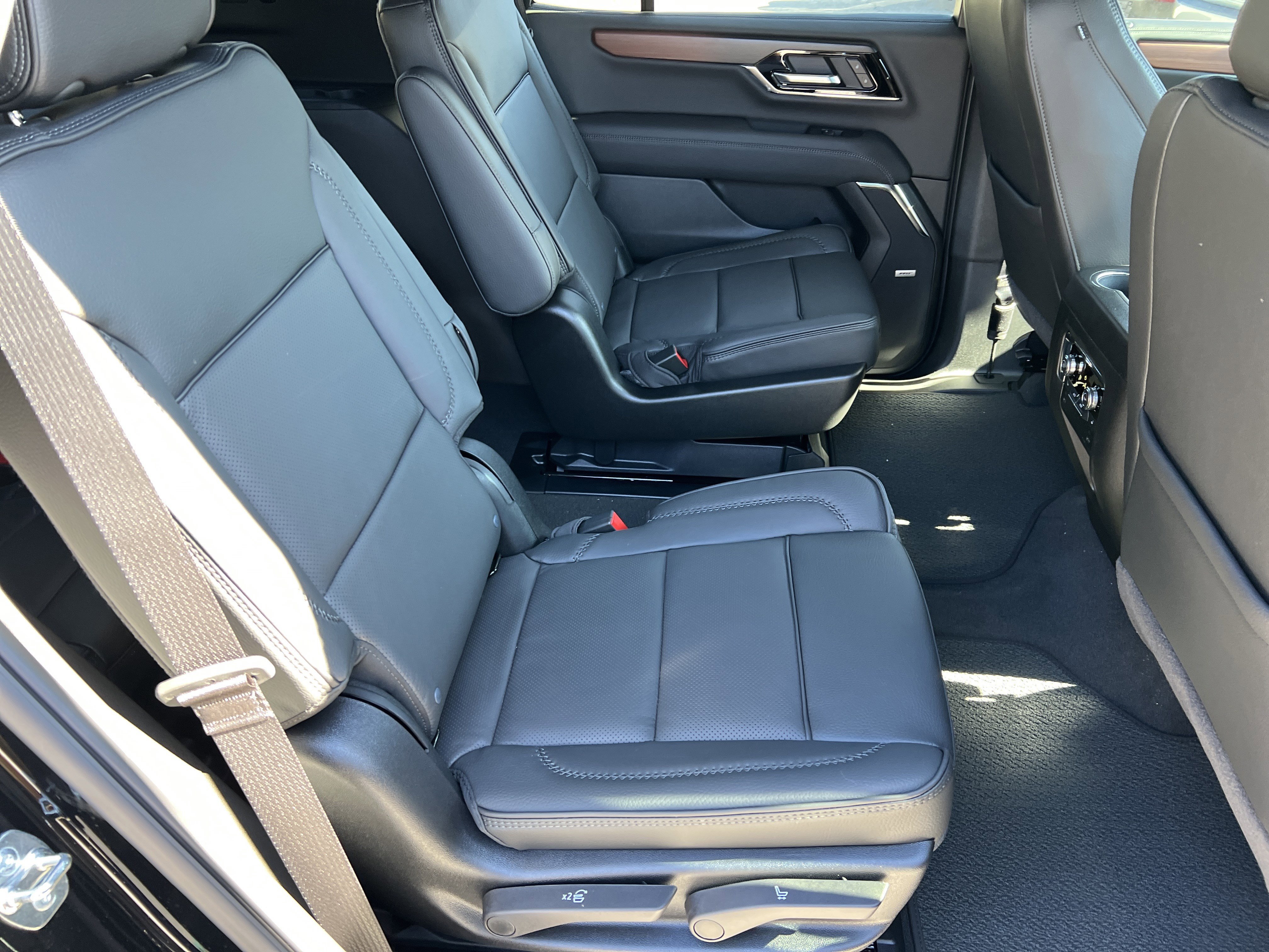 New 2026 GMC Yukon Denali image 21