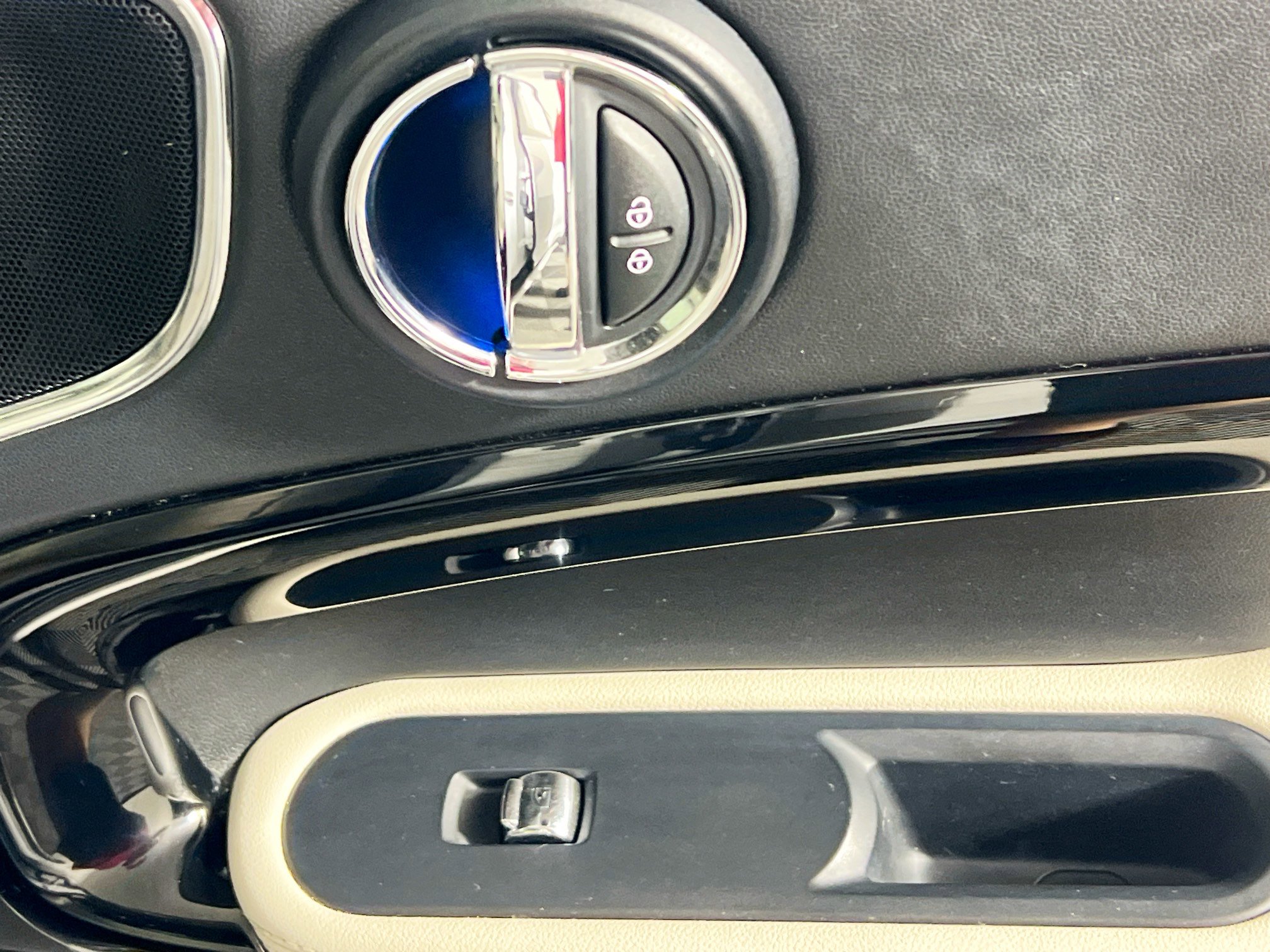 Used 2019 MINI Cooper Countryman SE w/ Convenience Package image 31