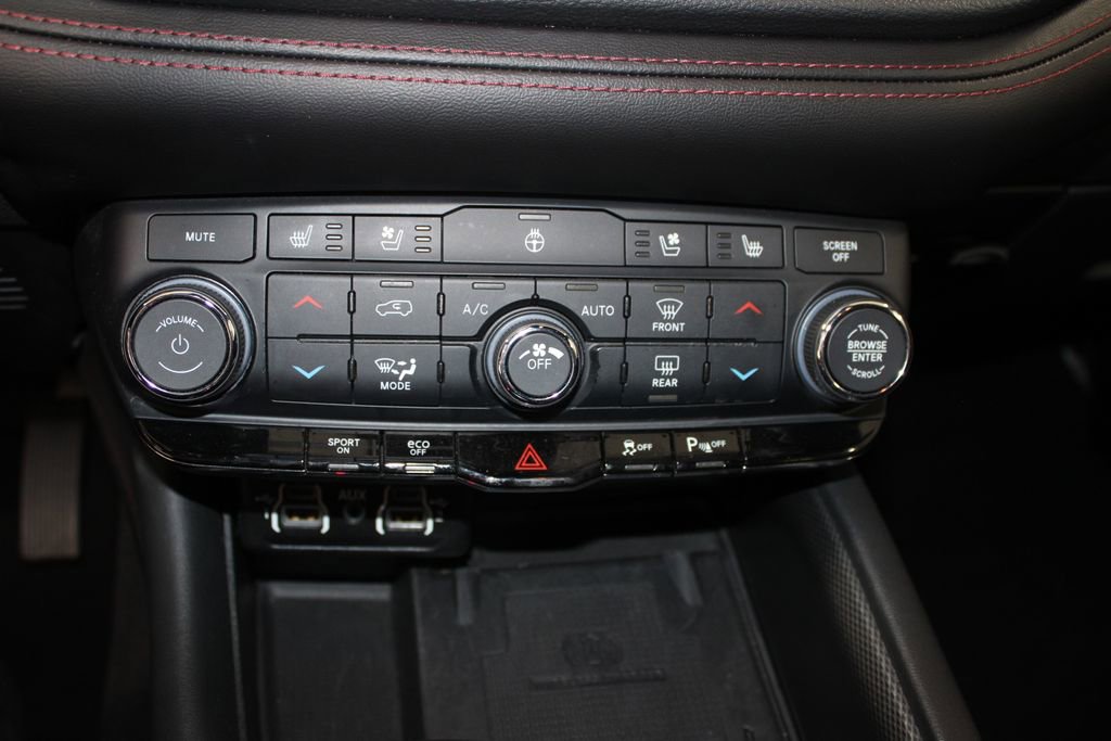 Used 2022 Dodge Durango R/T image 45