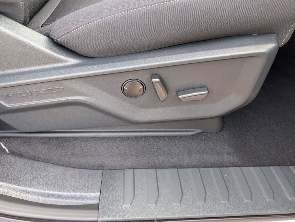 New 2025 Ford F150 XLT w/ Equipment Group 302A MID image 46