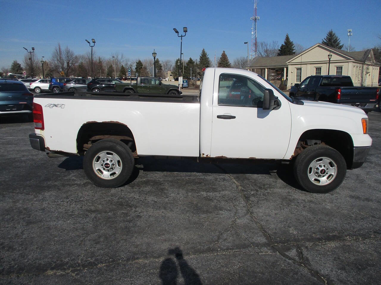Used 2012 GMC Sierra 2500 W/T w/ Snow Plow Prep Package image 4