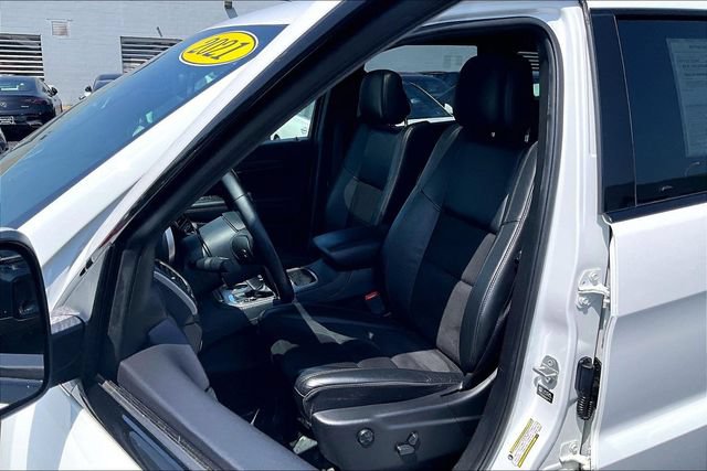 Used 2021 Jeep Grand Cherokee Laredo X AWD/4WD image 6