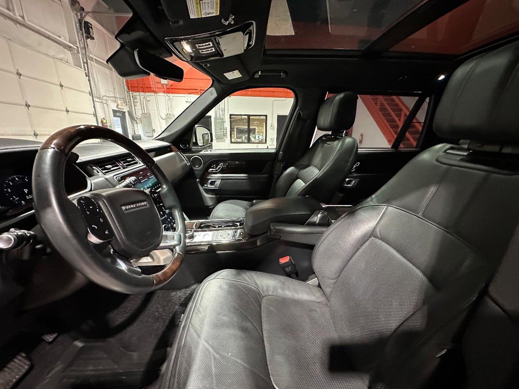 Used 2019 Land Rover Range Rover Long Wheelbase Supercharged AWD/4WD image 13