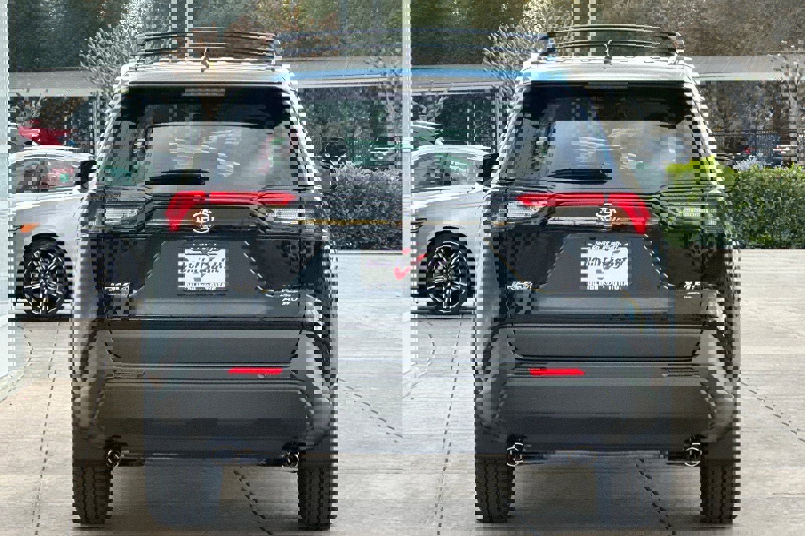 New 2025 Toyota RAV4 XLE Premium image 5