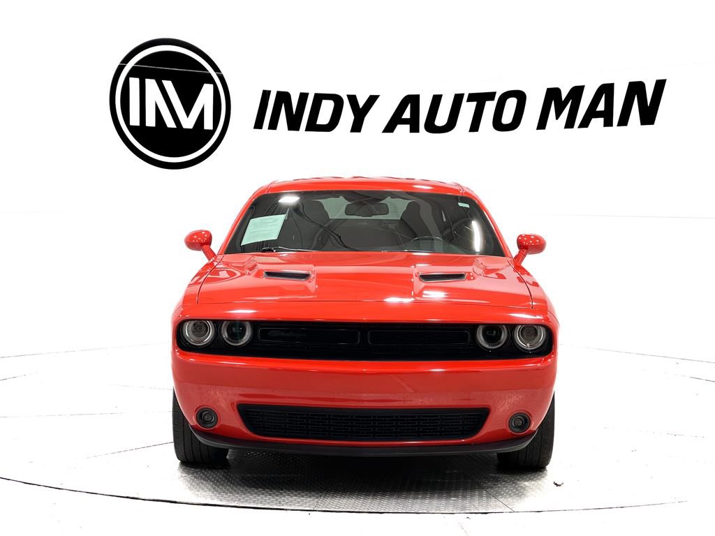 Used 2022 Dodge Challenger SXT w/ Blacktop Package image 9