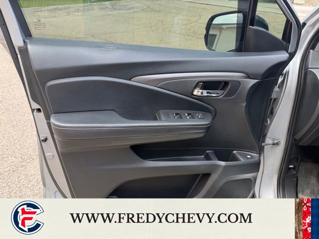 Used 2019 Honda Ridgeline Sport image 18