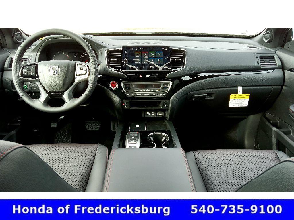 Certified 2025 Honda Ridgeline Black Edition image 11