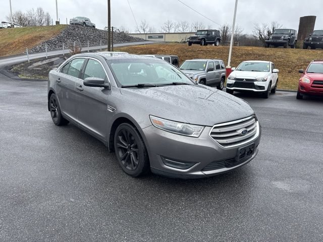 Used 2013 Ford Taurus SEL FWD image 2