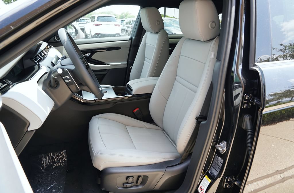 New 2026 Land Rover Range Rover Evoque S AWD/4WD image 12