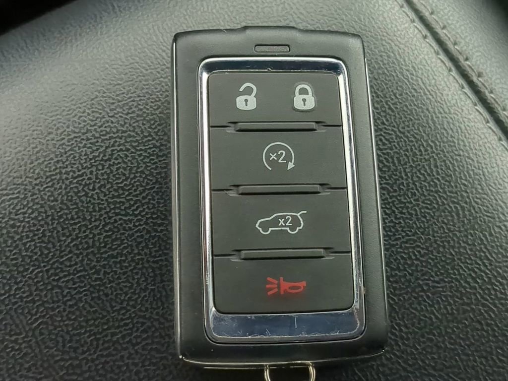 Used 2024 Jeep Grand Cherokee L Laredo image 36