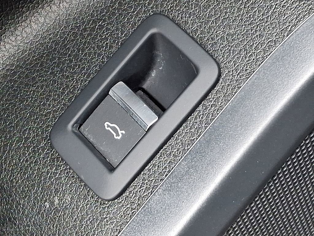 Certified 2023 Audi Q5 2.0T Premium w/ Convenience Package image 28