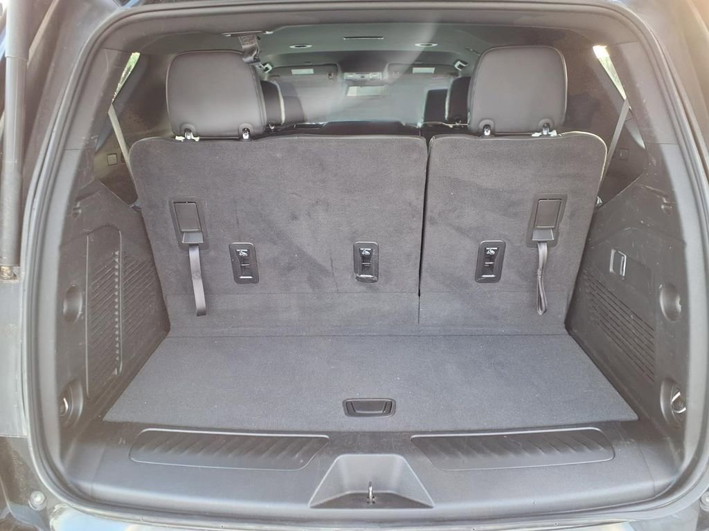 Used 2024 Chevrolet Tahoe LT AWD/4WD image 27