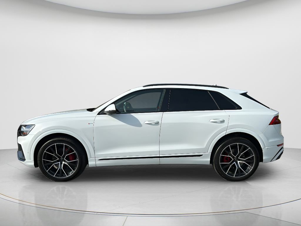 Used 2020 Audi Q8 Prestige w/ Prestige Package image 2