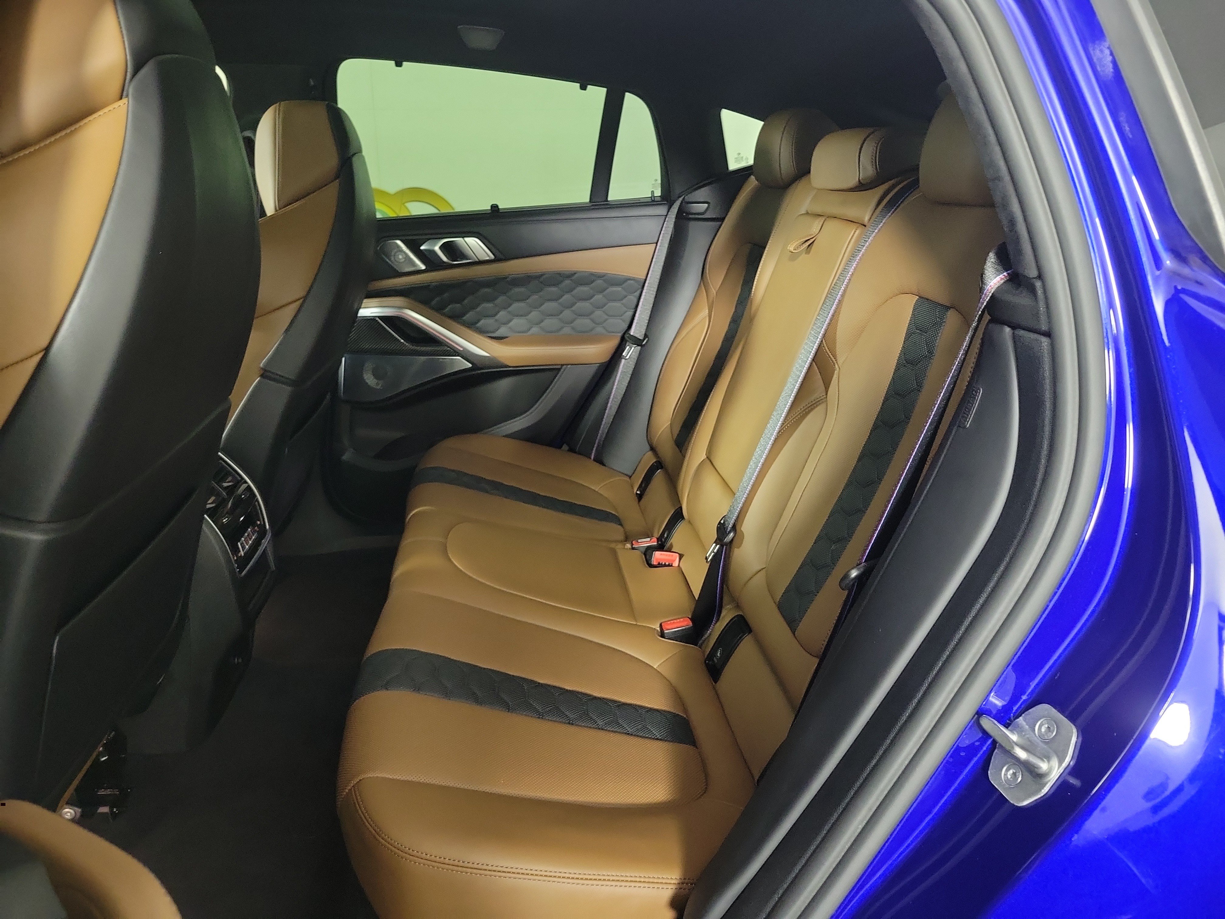 Used 2021 BMW X6 M w/ Competition Package AWD/4WD image 10