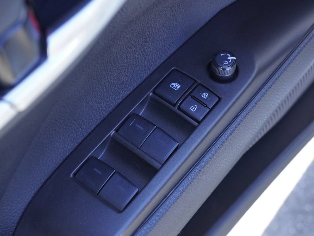 Used 2024 Toyota Camry SE FWD image 9