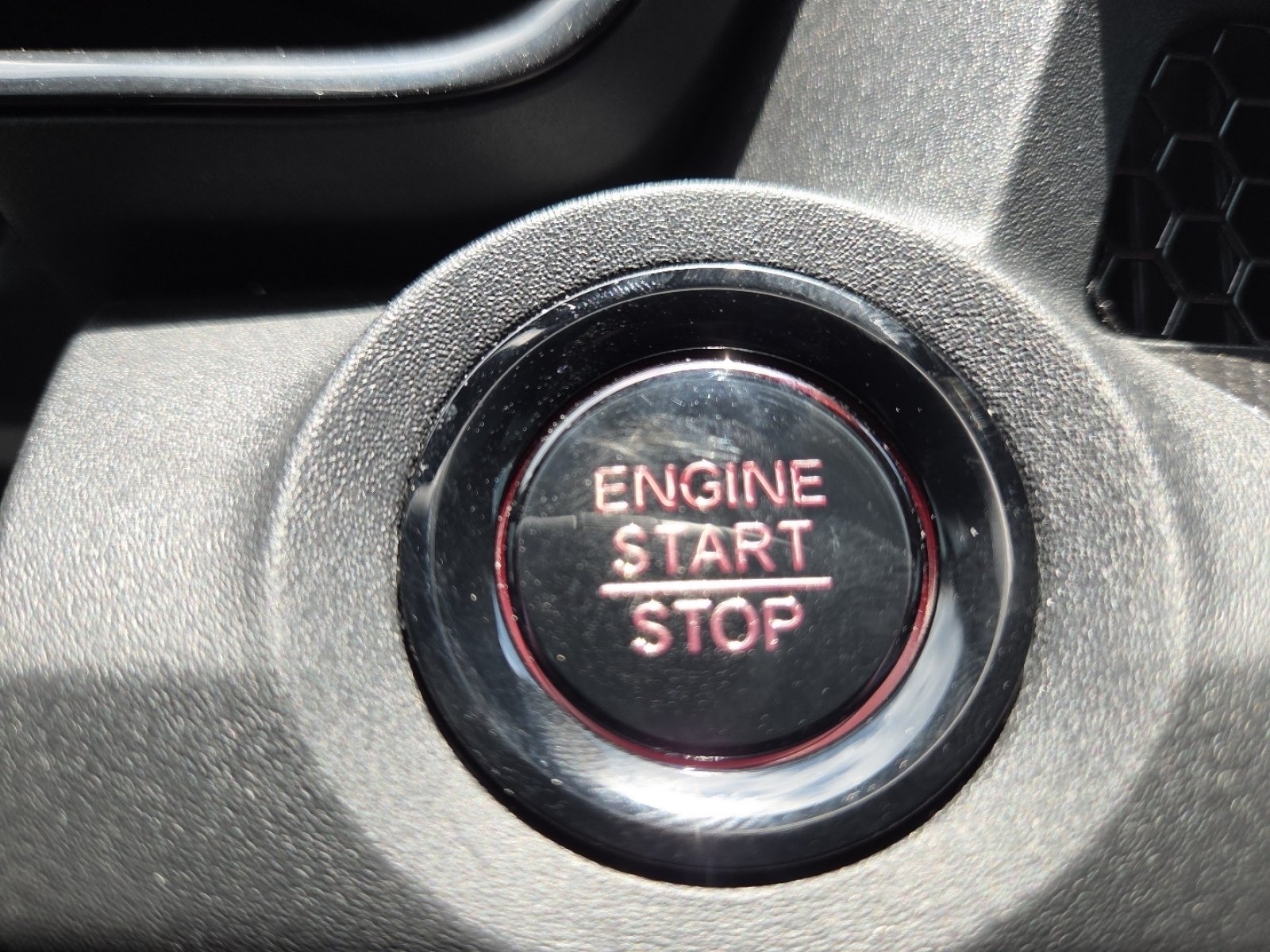 Certified 2025 Honda CR-V EX image 9