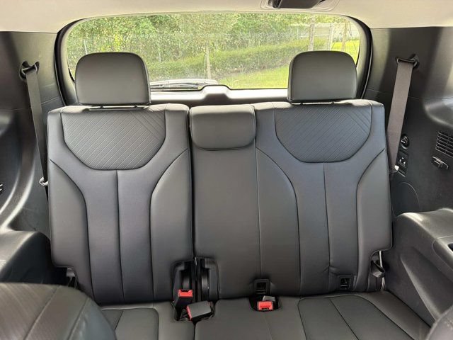 Used 2025 Hyundai Palisade SEL FWD image 21