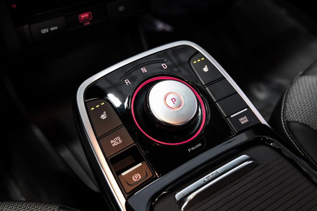 Used 2022 Kia Niro EX image 26