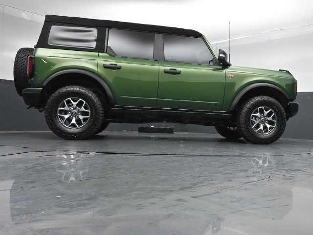 Certified 2023 Ford Bronco Badlands AWD/4WD image 44