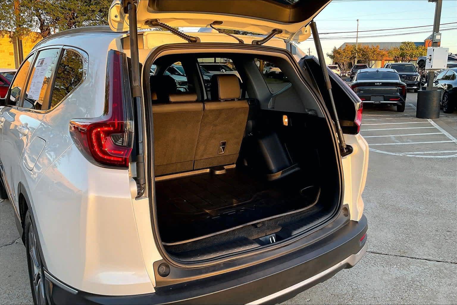 Used 2020 Honda CR-V Touring image 17