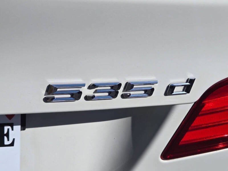 Used 2014 BMW 535d Sedan RWD image 24