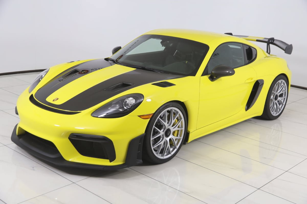 Used 2025 Porsche 718 Cayman GT4 RS w/ Weissach Package RWD image 30