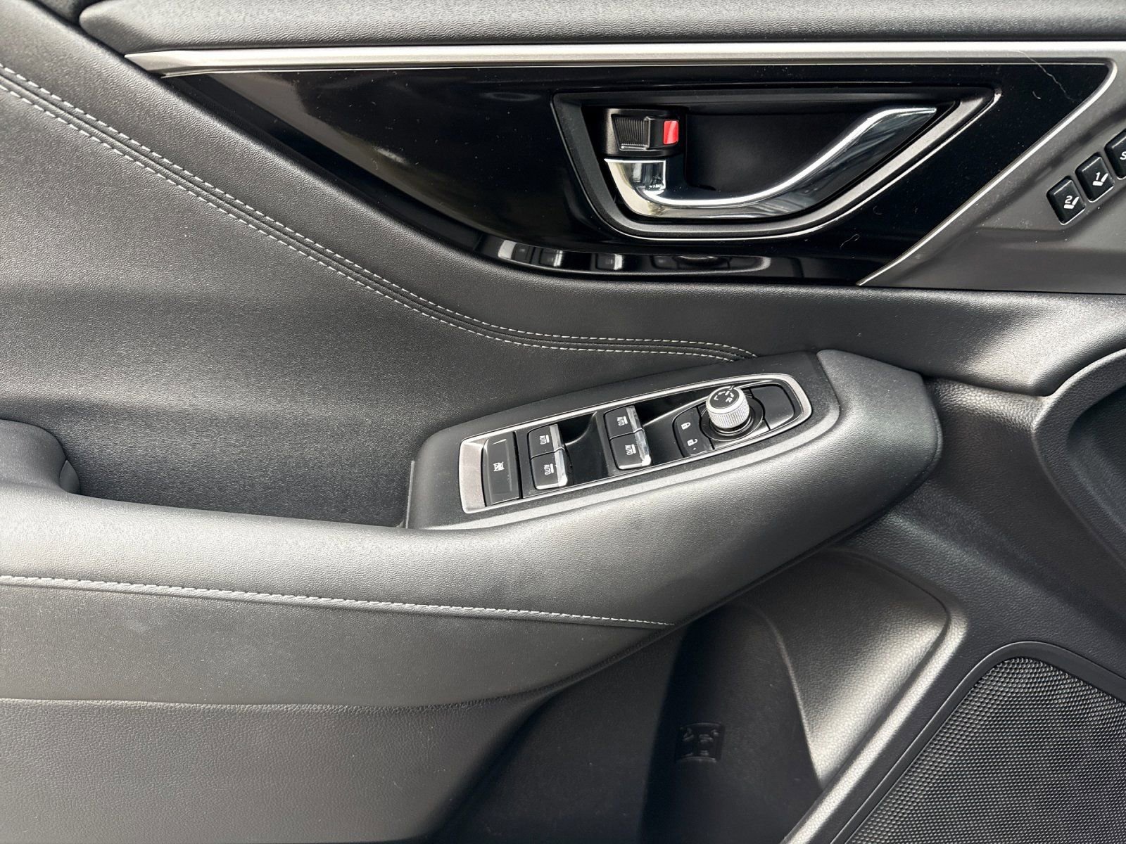 Used 2021 Subaru Outback Limited XT image 11