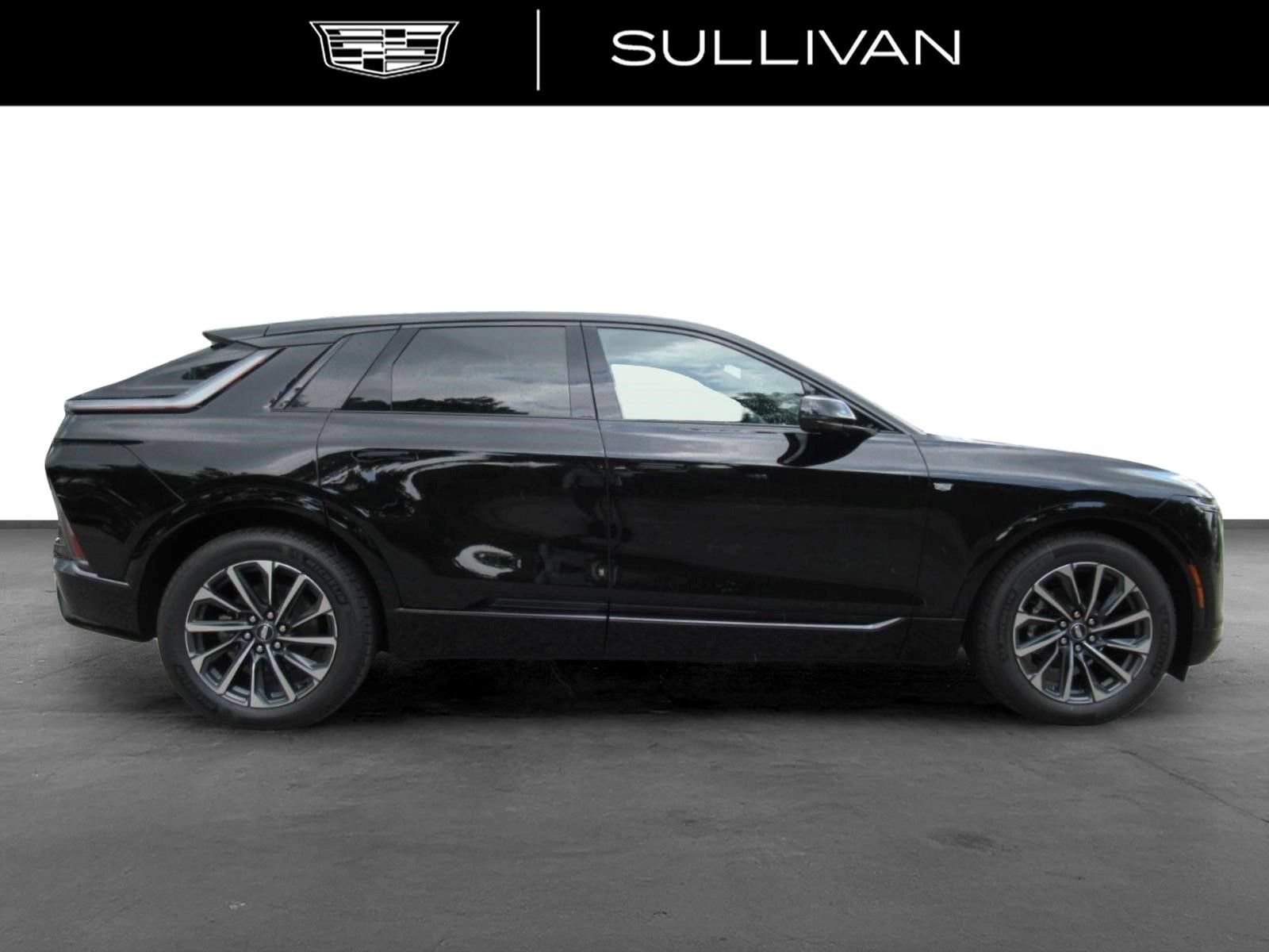 New 2026 Cadillac Lyriq Premium Sport AWD/4WD image 2