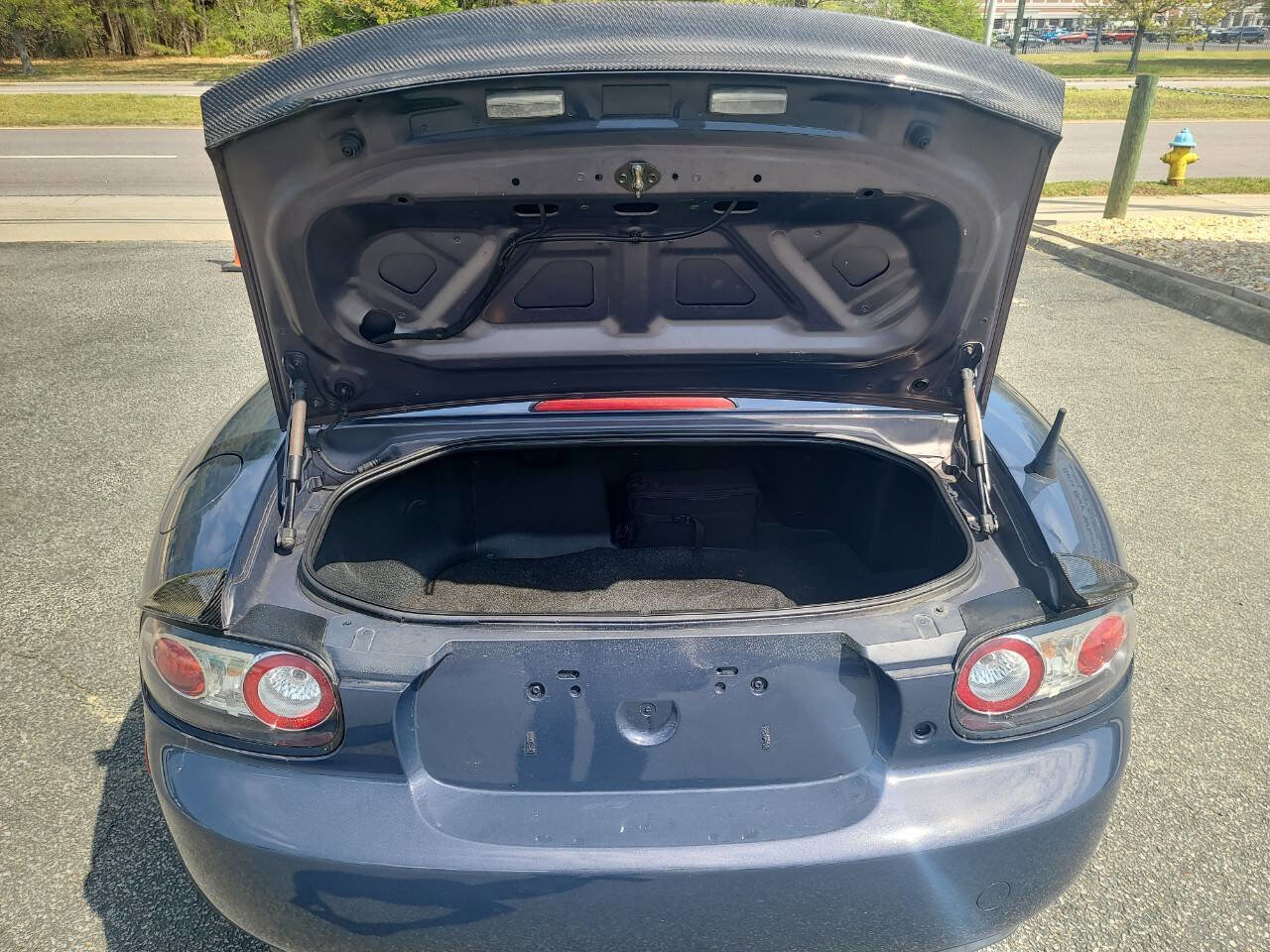 Used 2006 MAZDA MX-5 Miata Touring image 20