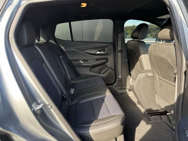 Used 2024 Buick Envista Preferred w/ Convenience I Package FWD image 46