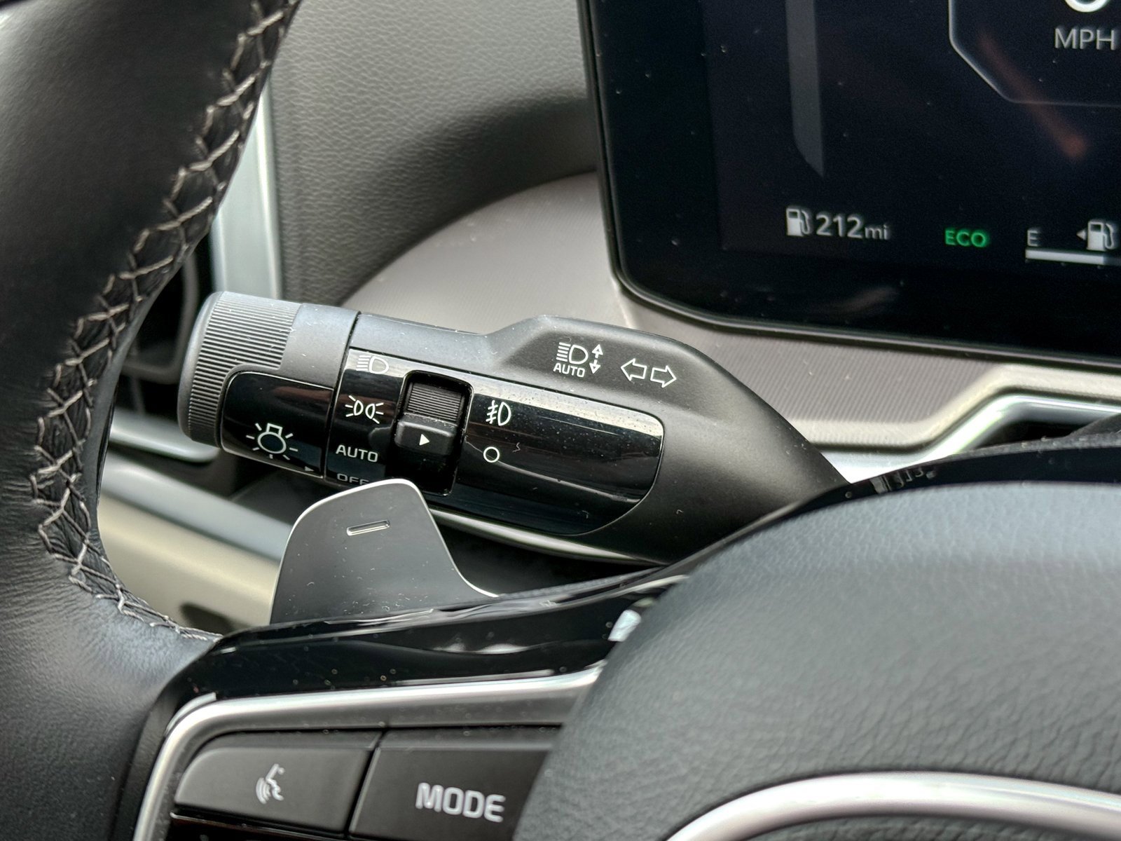 Certified 2025 Kia Sorento SX Prestige image 28