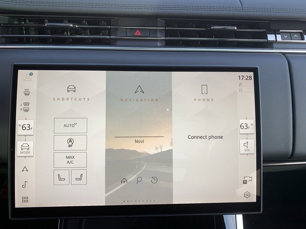 Used 2025 Land Rover Range Rover Sport SE image 23