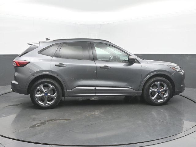 Used 2023 Ford Escape ST-Line AWD/4WD image 6