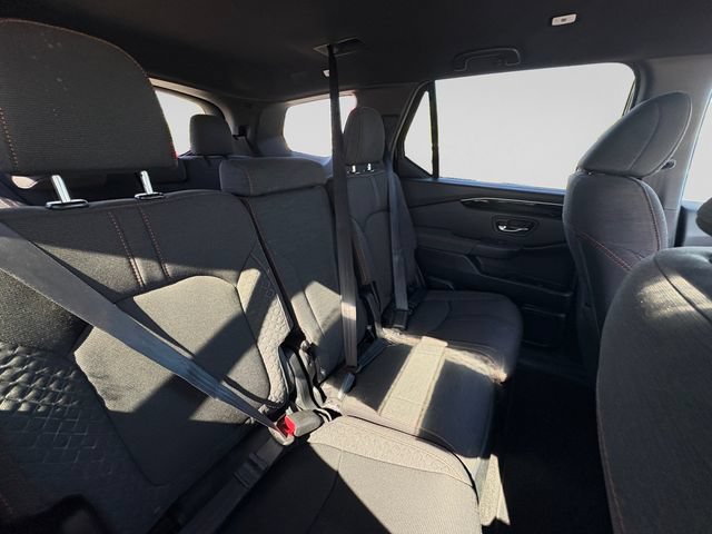 Used 2025 Honda Pilot Sport image 29