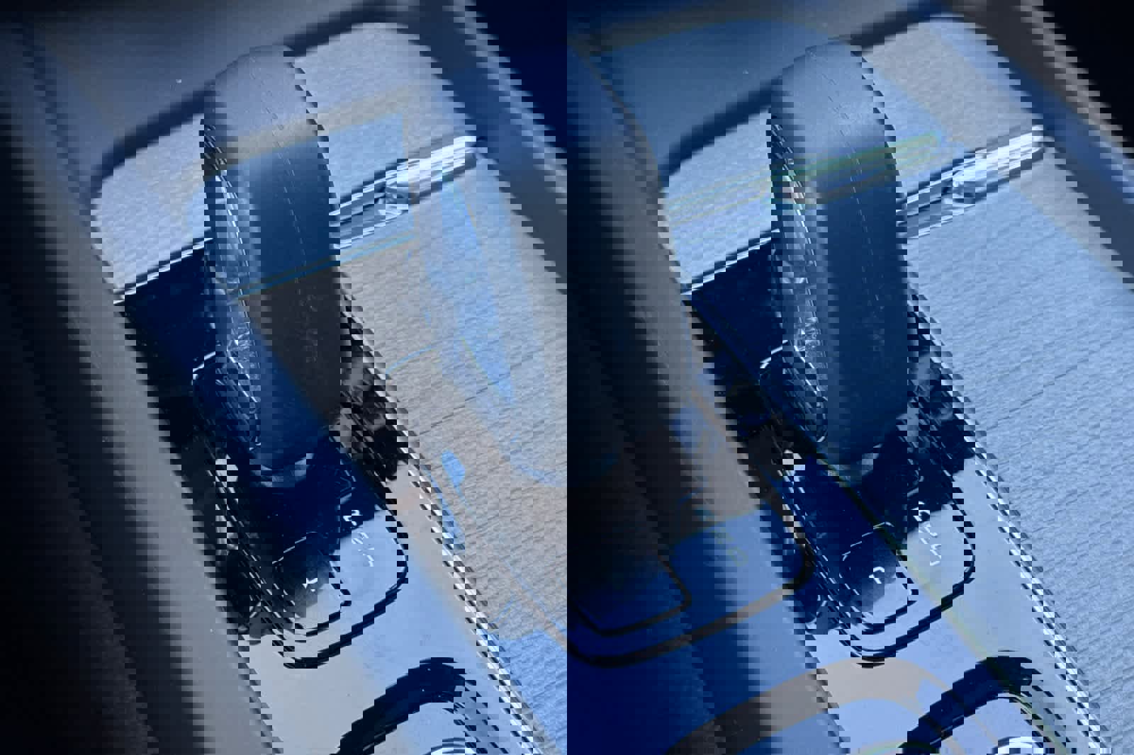 Used 2025 Volvo XC60 B5 Plus image 23