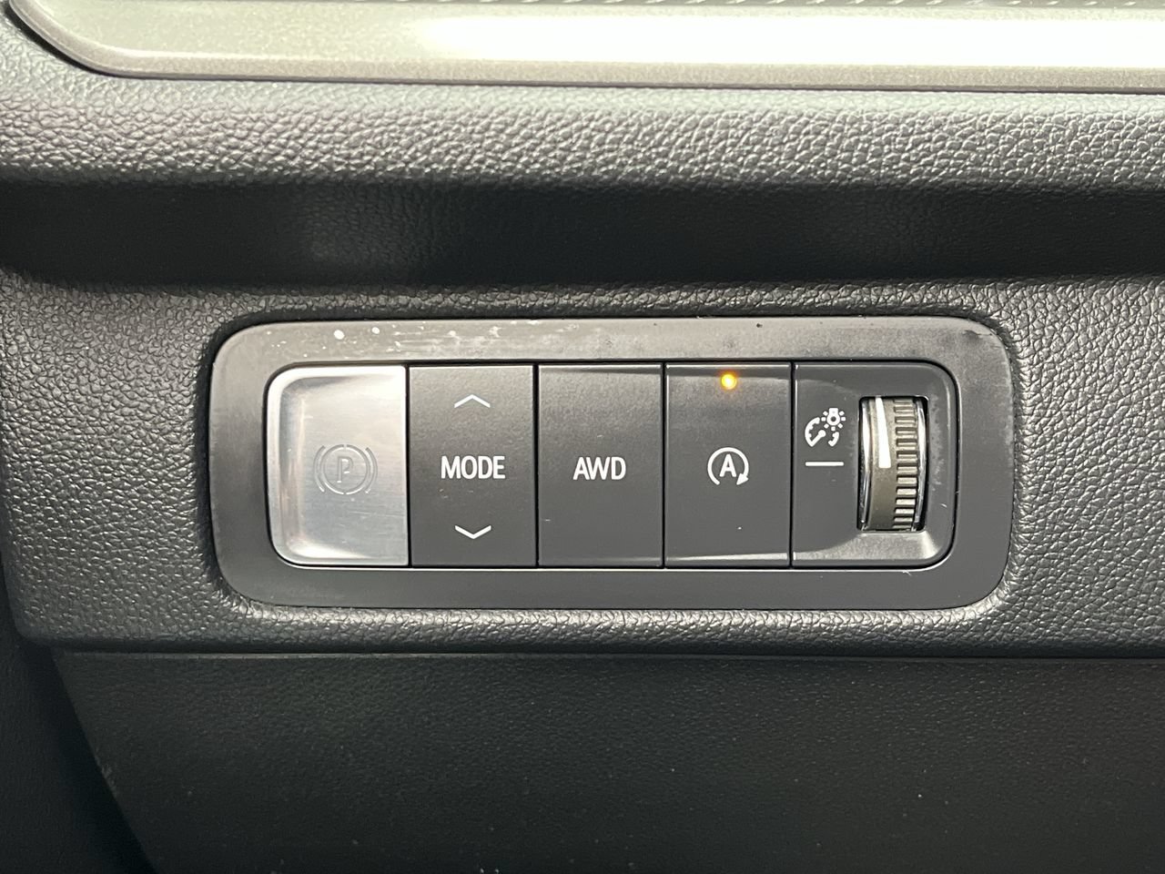 Certified 2024 Chevrolet Traverse LT w/ Midnight/Sport Edition AWD/4WD image 18