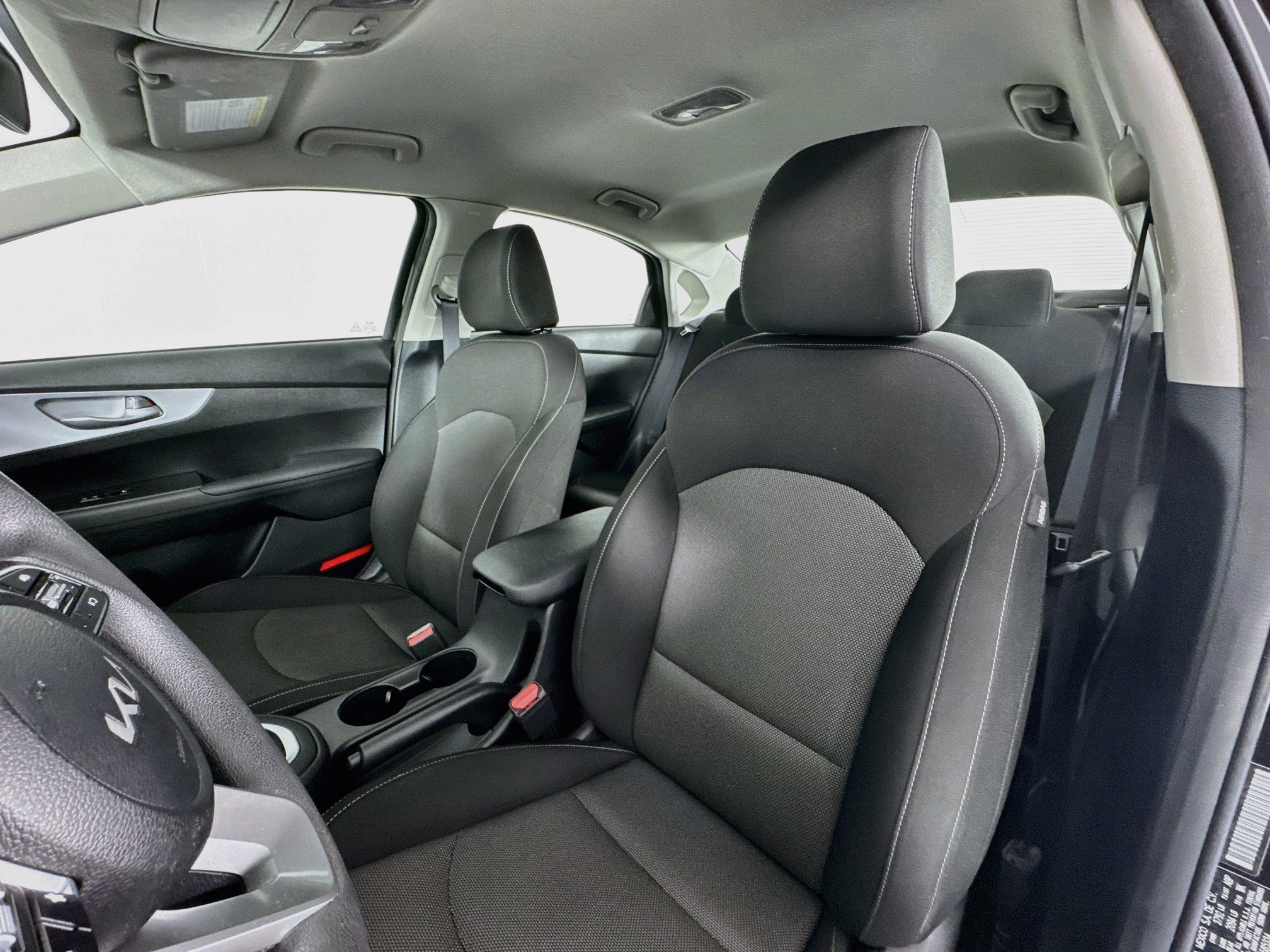 Used 2023 Kia Forte LXS w/ LXS Technology Package FWD image 19