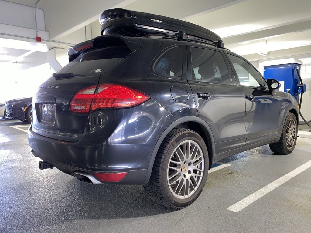 Used 2014 Porsche Cayenne Diesel AWD/4WD image 4