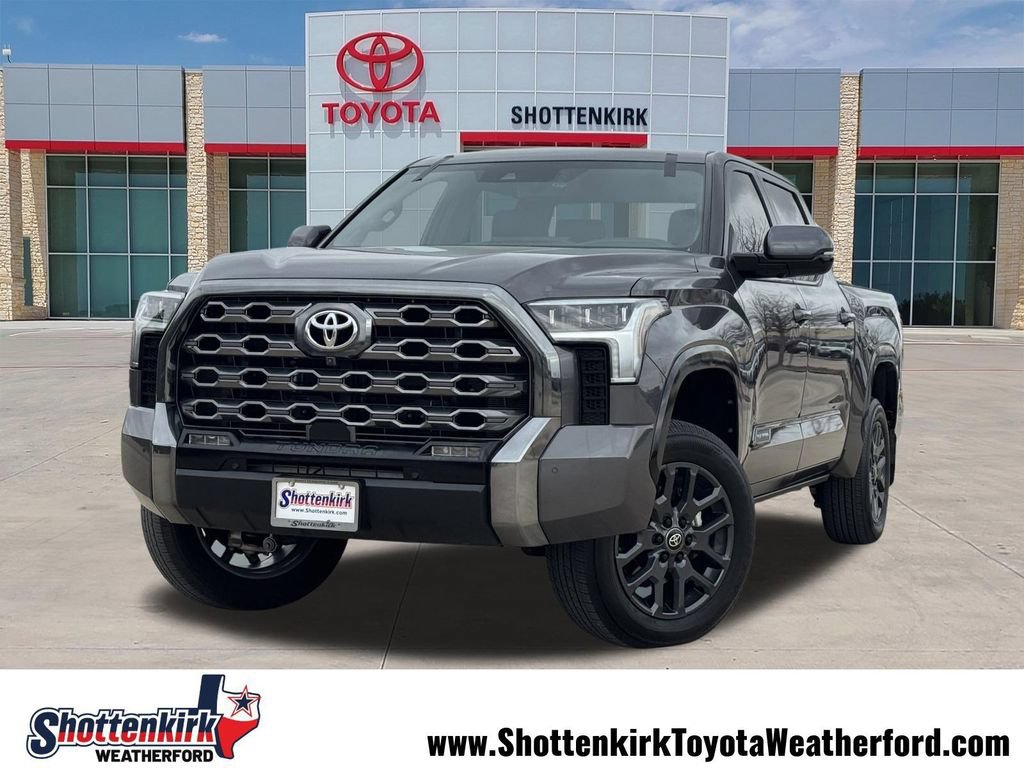 Used 2025 Toyota Tundra Platinum AWD/4WD image 1