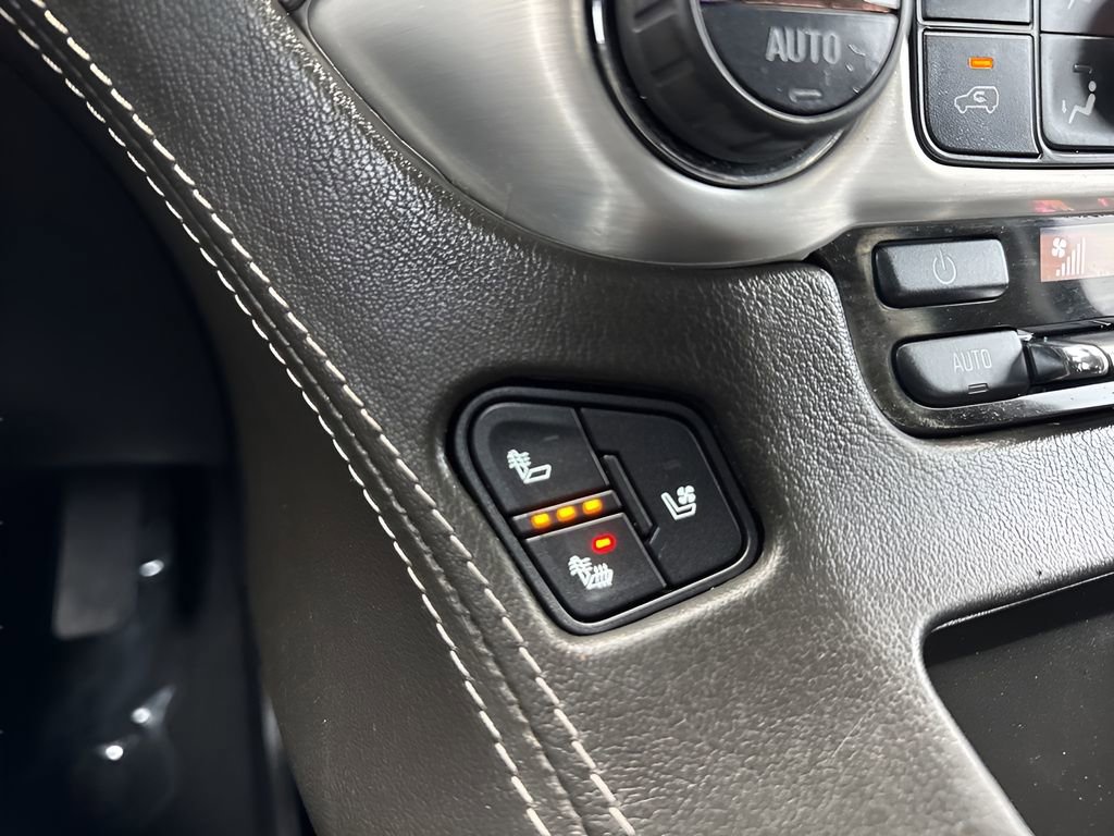 Used 2020 GMC Yukon SLT image 24